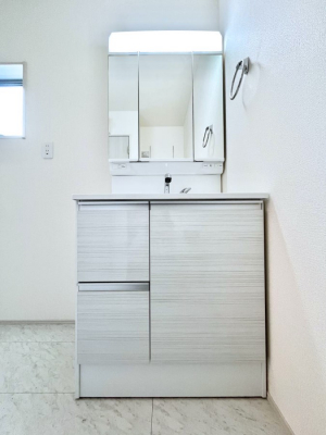 ���ʑ�E���ʏ��@�傫�����₷���O�ʋ��Ő�����������ʑ�́A�g�����Ȃ݃`�F�b�N�┧�̂������ɂ������߂ł��B 