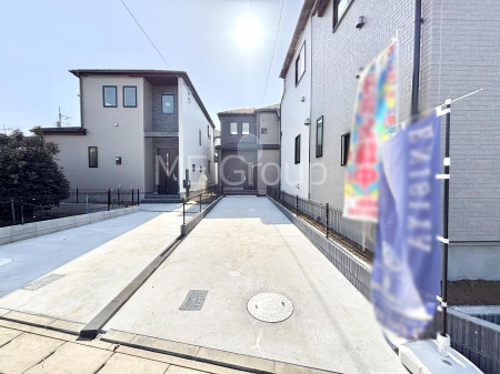 ���n�O�ώʐ^�@�������ꂽ�O�ρA�㎿�ȏZ��Ԃ��L���鎺���͉i�����S���ĉ߂�����Z���ł��B 