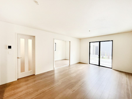 ���̑����ρ@���邢�z���������A�����̕��͋C�ɖ��������_�C�j���O�B   