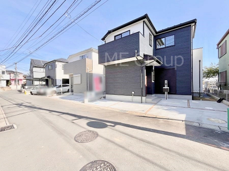 ���n�O�ώʐ^�@�O�ρ`Exterior�`�@�O�ʓ��H�F�� 5m �����@�O�ʓ��H�͊ՐÂȏZ��n���͂���Ԓʂ�̏��Ȃ����H�B���Ԃ̏o��������炭�炭�ł��I���s���_�E���n���w�̂���]�́A���C�y�ɂ��₢���킹���������I