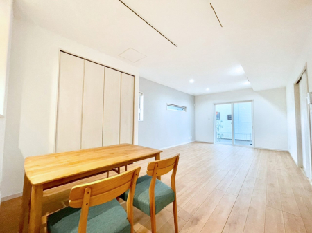 ���̑����ρ@��������̗ǂ����r���O�B���C�ɓ���̃O���[��������΍X�ɐS�n�悳���A�b�v�I