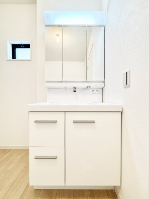 ���ʑ�E���ʏ��@���[�͂Ƌ@�\���ɗD�ꂽ���ʉ��ϑ�