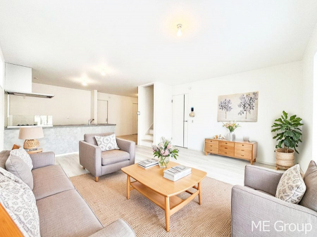 ���r���O�@�������������͋C�̂k�c�j�͉Ƒ��݂�Ȃ̉��K��ԁ��Ƌ��CG�ł�