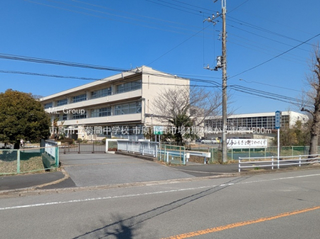 ���ӊ��@���w�Z 1800m �s���s���e�Ԓ��w�Z