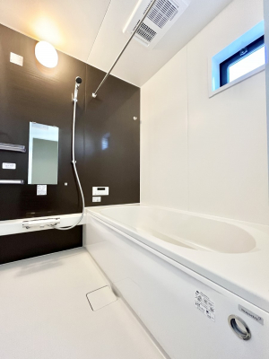 �����@����̔�����₷��؂ȃo�X�^�C���B�������Ƃ����C���y����Ŕ����Ƃ肽���ł��ˁI  