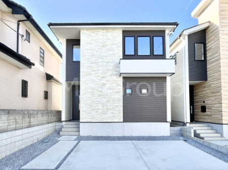 ���n�O�ώʐ^�@�����Ղ�̗z���ƊJ�����ɕ�܂�閾�邢�Z�܂�  