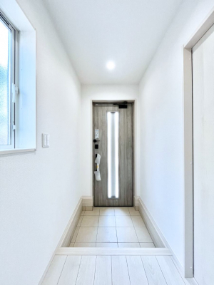 ���ց@�����`Entrance�`�@���ւ͉Ƃ̊�Ƃ����܂����䂪�Ƃ̃Z���X�����肰�Ȃ����������閣�͂��錺�֑�����y���݂̈�B�A���x�ɉƑ����ق��Ƃł���S�n�悢��ԑ������؂ł��ˁ�