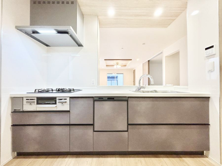 �L�b�`���@�������������I�ɁA�y�����I�V�X�e���L�b�`��