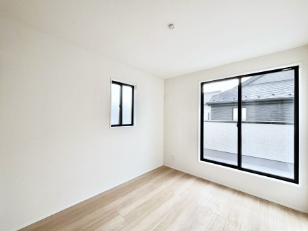 ���̑����ρ@�o���R�j�[���J�������v���X���Ă����m��