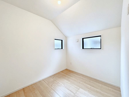 �q�������@�q�ǂ������ɂ҂�����̖��邢��ԁB