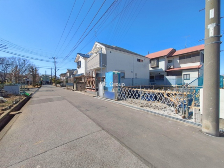 ���n�O�ώʐ^�@�`Exterior�`�@�Z��n�ɂȂ��Ă���̂Ŏԗʂ����Ȃ��A�Â��ȗ��n�ł��B�q��Ċ����ǍD�ł������ӊ������킹�Ă��ē������Ē����܂��B  