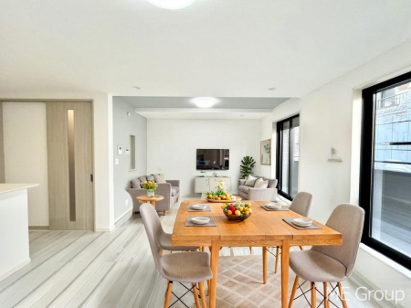 ���r���O�@���Ƒ��̓��₩�Șb�����ŕ�܂�閾�邢���r���O  ���Ƌ��CG�ł�