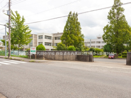 ���ӊ��@���w�Z 2640m �l�X���s�����c���w�Z