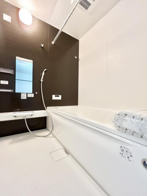 ���̑����ρ@�����`Bath Room�`�@�L���o�X���[�����������1���̔�������āA�[���������X�������肭�������B�����d�l�ʐ^