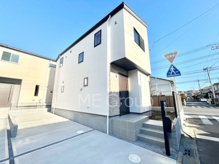 ���n�O�ώʐ^�@�O�ρ��Q�������`Exterior�`�@�p�n�I�z����E���ʂ��ǍD�B��ˌ��Ă̑傫�ȃ����b�g�́A�����B�́u�y�n�v���u���R�Ɂv�g���鎖�ł��B�K�[�f�j���O��c�h�x�C�Ԃ�o�C�N�̎�ȂǗl�X�ȗp�r�ŗ��p�ł��܂��B