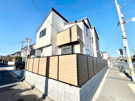 ���n�O�ώʐ^�@�O�ρ��Q�������`Exterior�`�@��s���œ���̃X���[���C�t���΂Ɉ͂܂ꂽ�y�n�͓s��̌�����Y���ꂻ���B�l�G��ʂ��Ď��R�ƐG�ꍇ����X�|�b�g�����ӂɂ͐��肾������I�Z�݂����Ȃ�ƁB��炵�������B