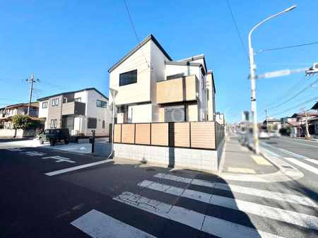 ���n�O�ώʐ^�@�O�ρ��Q�������`Exterior�`�@�O�ʓ��H�͊ՐÂȏZ��n���͂���Ԓʂ�̏��Ȃ����H�B���Ԃ̏o��������炭�炭�ł��I���s���_�E���n���w�̂���]�́A���C�y�ɂ��₢���킹���������I