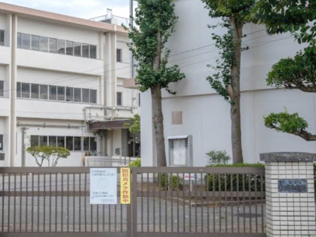 ���ӊ��@���w�Z 1900m ��t�s����ђ��w�Z