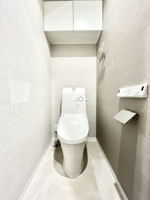 �g�C���@�����`Toilet�`�@�Y��E�X�b�L���E���K�ȃE�H�V�����b�g�t�g�C���ł��낰���Ԃł��B�g�C���͖����g�킴��𓾂Ȃ����́B����������ۂ������ł��ˁB�X�b�g�N�u��Ƃ��ĕ֗��Ȏ��[�I�t���B