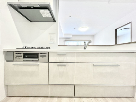 �L�b�`���@�����`Kitchen�`  �u���������͉�����낤�v����ȃL�b�`���Ȃ�v�������藿�����ł����Ⴂ�܂��B  �L�b�`������̓��r���O����]�ł��Ƒ����Ȃ��邨�Ƃ������ɂ������܂��B  