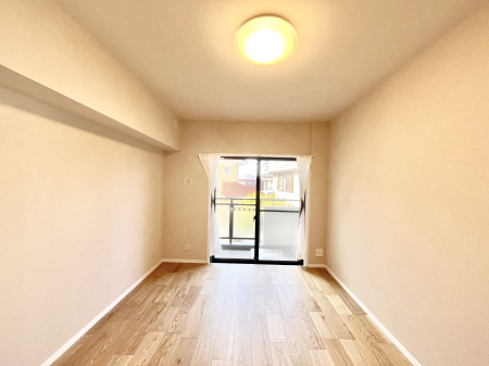 ���̑����ρ@�o���R�j�[���J�������v���X���Ă����m��  