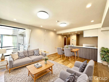 ���r���O�@�������������͋C�̂k�c�j�͉Ƒ��݂�Ȃ̉��K��ԁ@���Ƌ��CG�ł�