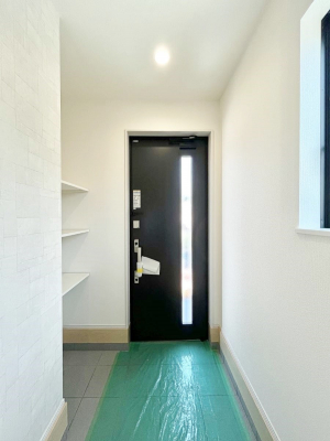 ���ց@������A�������`Entrance�`�@���ւ͉Ƃ̊�Ƃ����܂����䂪�Ƃ̃Z���X�����肰�Ȃ����������閣�͂��錺�֑�����y���݂̈�B�A���x�ɉƑ����ق��Ƃł���S�n�悢��ԑ������؂ł��ˁ�