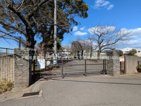 ���ӊ��@���w�Z 1600m ��t�s�����钆�w�Z