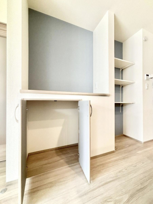 ���̑����ρ@�ݔ���B���������r���O���[�B�����Ɏ��[������ƕ����W�܂�LDK���X�b�L���Еt�������ł��ˁB  