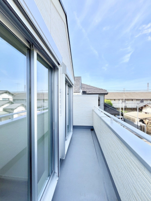�o���R�j�[�@�������P�������`Balcony�`  �o���R�j�[�͉������z���������݁A���z�c����󕨂��C�����悭�������Ƃ��ł��܂��B�g���₷���J���I�ȃo���R�j�[�ł����z�����������Ղ�~�蒍���A�o���R�j�[�t���Z�܂��B  