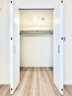 ���[�@�����Ղ�̎��[�X�y�[�X�ł��ł��Z��Ԃ��X�b�L���ۂĂ���