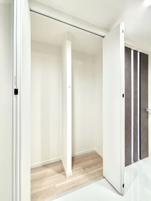 ���̑����ρ@�L�����[�B�|�������G�߂̏��������[���邱�Ƃ��ł��܂��B