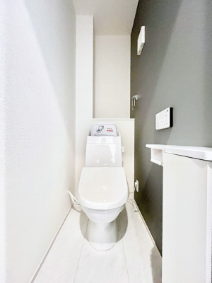 �g�C���@�g�C����1�K��2�K���ꂼ��ɔz�u����Ă��ĂƂĂ��֗��ł��B 