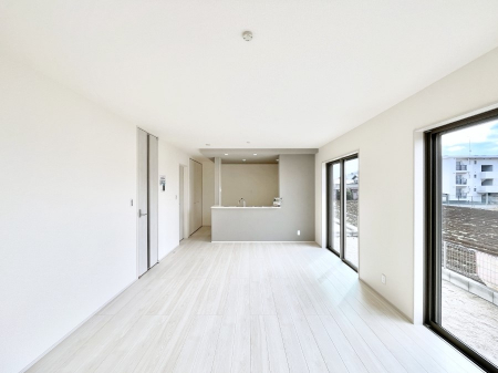 ���̑����ρ@��������̗ǂ����r���O�B���C�ɓ���̃O���[��������΍X�ɐS�n�悳���A�b�v�I