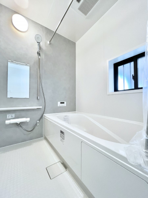 �����@����̔�����₷��؂ȃo�X�^�C���B�������Ƃ����C���y����Ŕ����Ƃ肽���ł��ˁI  