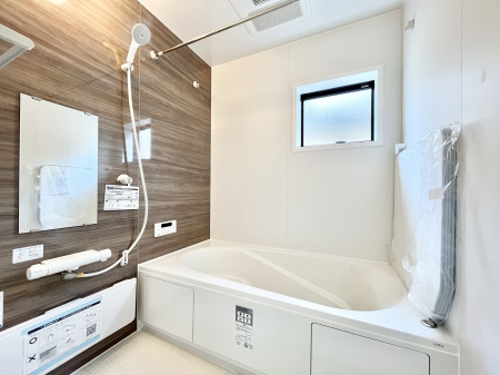 �����@����̔�������Ă���閾�邢�������̂���o�X���[���@