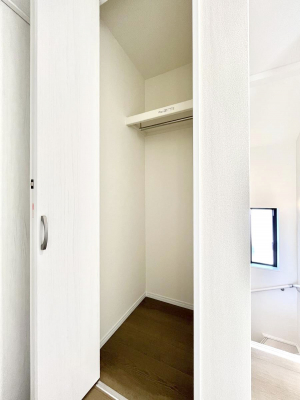 ���̑����ρ@�ݔ���A�������L�����[�B�|�������G�߂̏��������[���邱�Ƃ��ł��܂��B