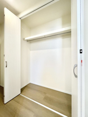 ���̑����ρ@�ݔ���A�������L�x�Ȏ��[�Ő����X�y�[�X���������肵�܂��B