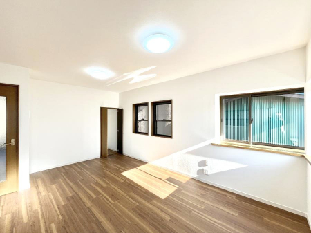 ���̑����ρ@���邢�z���������A�����̕��͋C�ɖ��������_�C�j���O�B   