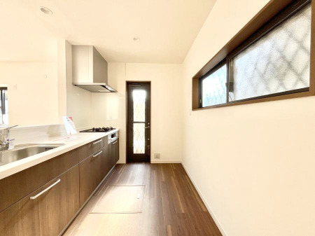 �L�b�`���@��Ƃ肠��L�b�`���ł͂��Ƒ��Ɗy�������������ł��܂��B