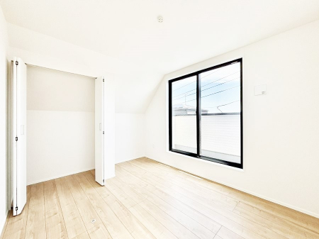 ���̑����ρ@�o���R�j�[���J�������v���X���Ă����m��