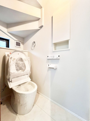 �g�C���@�����`Toilet�`�@�Y��E�X�b�L���E���K�ȃE�H�V�����b�g�t�g�C���ł��낰���Ԃł��B�g�C���͖����g�킴��𓾂Ȃ����́B����������ۂ������ł��ˁB�g�C����2��������̂Œ��̍��G���ɕ֗��ł��I