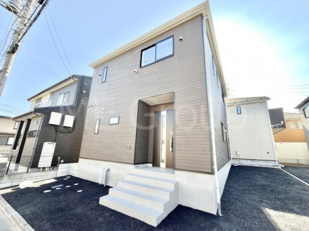 ���n�O�ώʐ^�@�������ꂽ�O�ρA�㎿�ȏZ��Ԃ��L���鎺���͉i�����S���ĉ߂�����Z���ł��B 