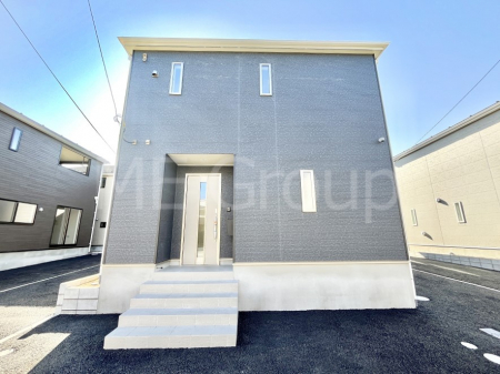 ���n�O�ώʐ^�@�O�ρ�4�������`Exterior�`�@��s���œ���̃X���[���C�t���΂Ɉ͂܂ꂽ�y�n�͓s��̌�����Y���ꂻ���B�l�G��ʂ��Ď��R�ƐG�ꍇ����X�|�b�g�����ӂɂ͐��肾������I�Z�݂����Ȃ�ƁB��炵�������B