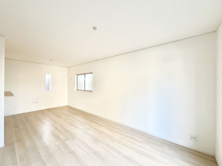 ���r���O�@�Ƒ��c���̎��Ԃ����������Ȃ��났�̃��r���O�_�C�j���O�B   