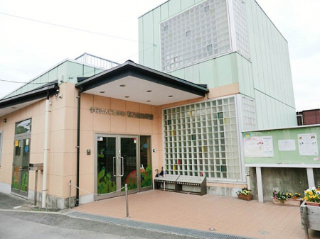 ���ӊ��@�c�t���E�ۈ牀 1600m �~�T���c�t��