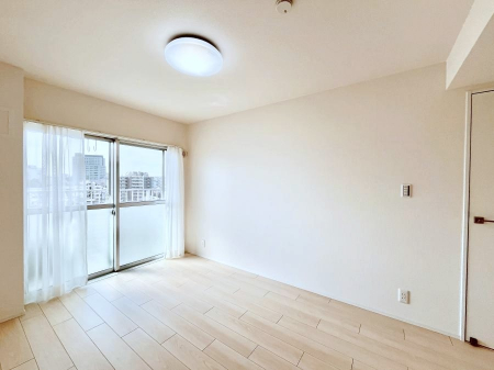 ���̑����ρ@�u�₩�ȓ��������������S�̂�D������ݍ���ł���܂�