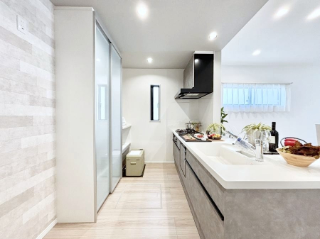 �L�b�`���@�L�b�`���Ƃ������̃J�b�v�{�[�h�B�S�̂ɓ��ꊴ����d�オ��ɂȂ��Ă��܂��B