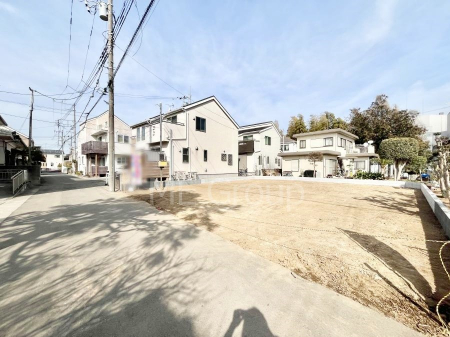 ���n�O�ώʐ^�@�^�]�̋��ȕ������S�̑O���B���N���N���ԁB 