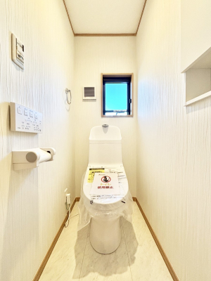 �g�C���@�����`Toilet�`�@�Y��E�X�b�L���E���K�ȃE�H�V�����b�g�t�g�C���ł��낰���Ԃł��B�g�C���͖����g�킴��𓾂Ȃ����́B����������ۂ������ł��ˁB�g�C����2��������̂Œ��̍��G���ɕ֗��ł��I